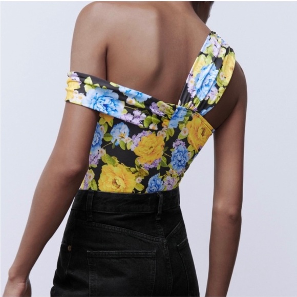 ZARA Floral Printed Bodysuit - Picture 2 of 6